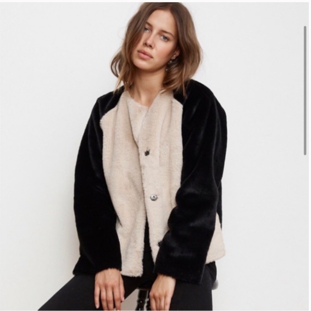 Velvet by Graham & Spencer Colorblock Faux Fur Jacket L